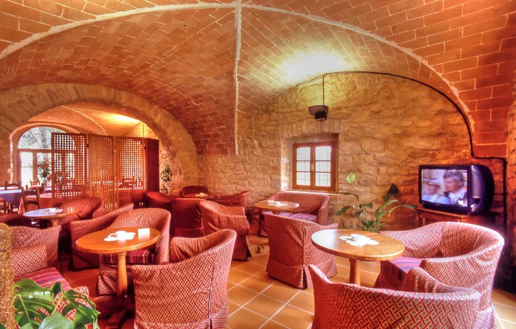 Hotel Residence Villa Rioddi Volterra Restoran gambar