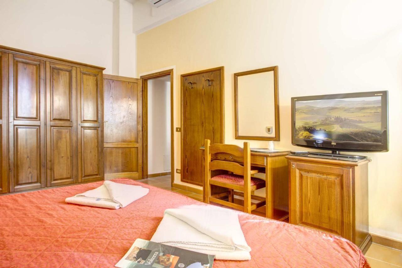 Hotel Residence Villa Rioddi Volterra Luaran gambar