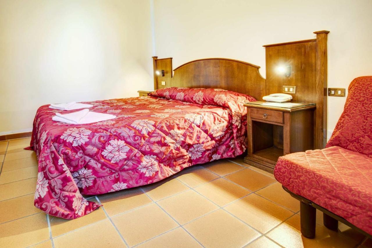 Hotel Residence Villa Rioddi Volterra Luaran gambar